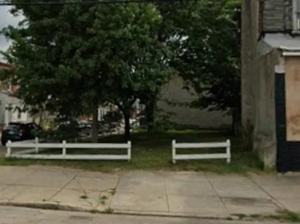 2034 S 61st St, Philadelphia, PA 19142