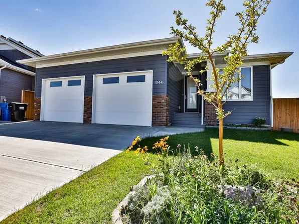 1044 N Caledonia Pl W, Lethbridge, AB T1J 5W1