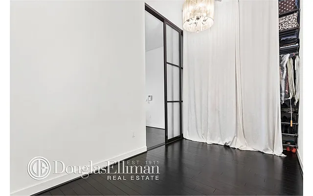Rented by Douglas Elliman | media 17