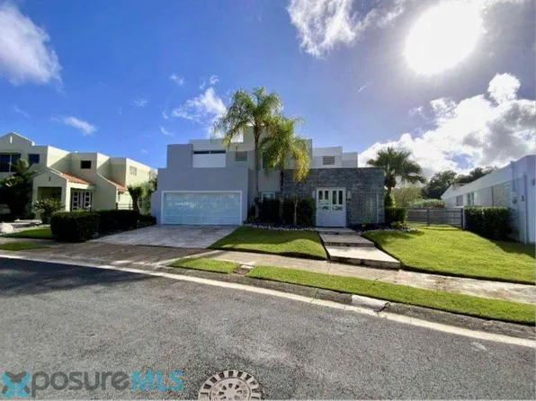 H65 6th St, Bayamon, PR 00956
