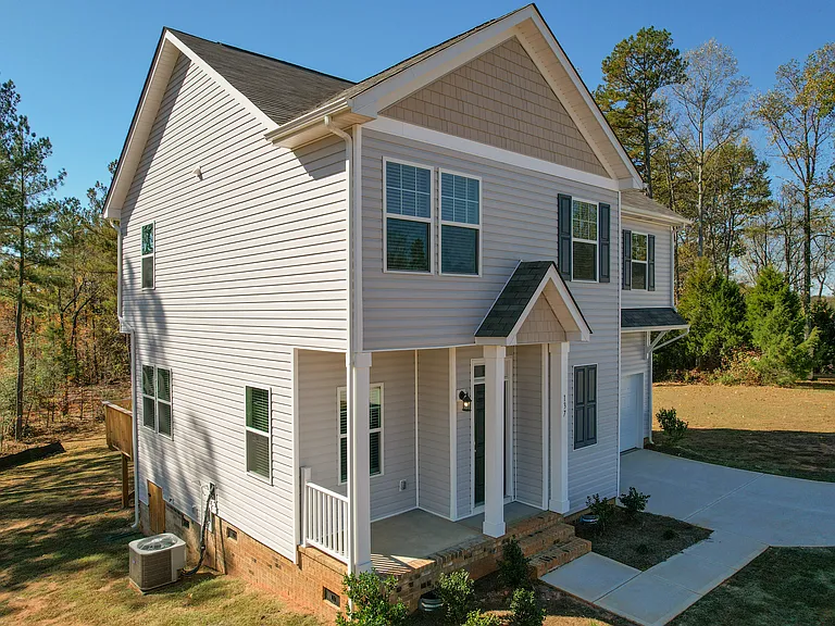 115 Big Bertha Dr — Photo 2