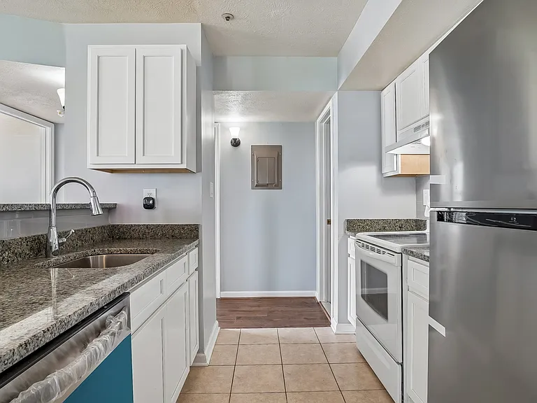 13424 Lord Dunbore Pl #24 — Photo 10