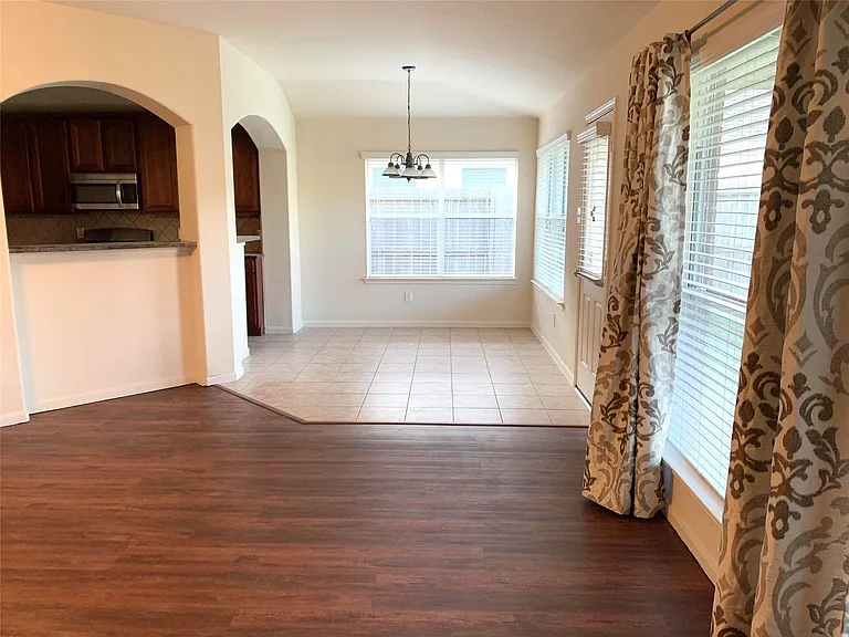 5115 Trevors Trace Ln — Photo 10