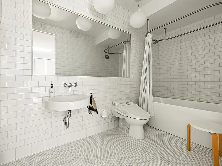 113 2nd St #2 — Photo 13