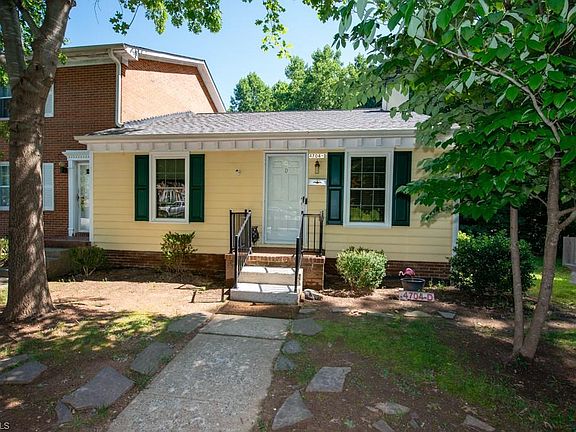 2nd image of 4704 Lawndale Dr Unit D
