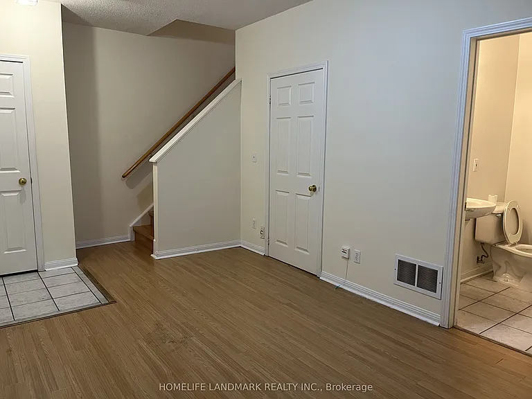 8 Cox Blvd #20 — Photo 28
