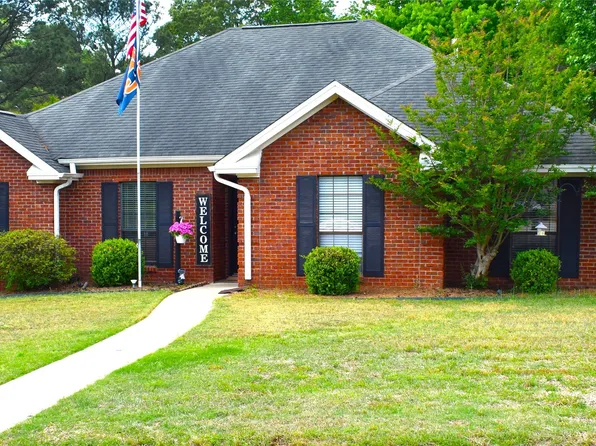 732 Silver Hills Dr, Prattville, AL 36066