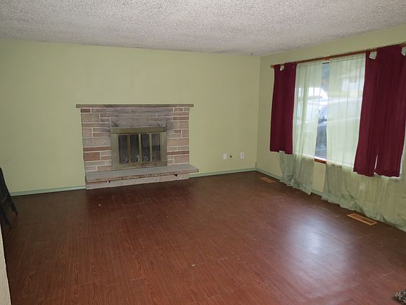 2nd image of 9210 117th St SW