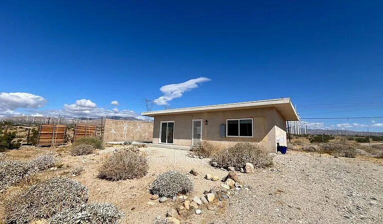 61850 Sagebrush Rd — Photo 3