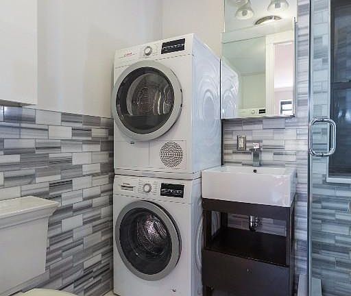 5th image of 1590 Lexington Ave APT 12