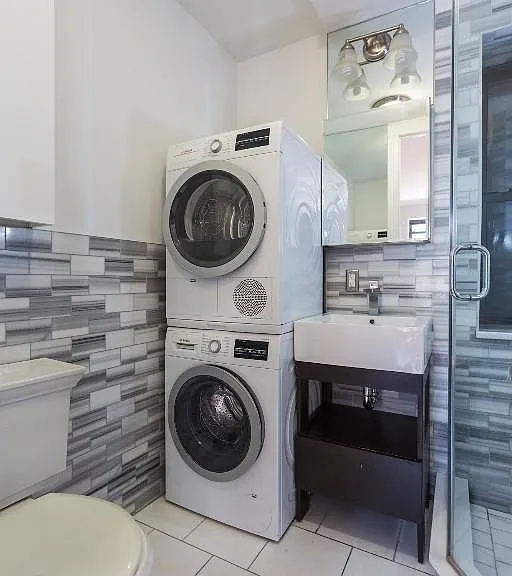 1590 Lexington Ave #12 — Photo 5
