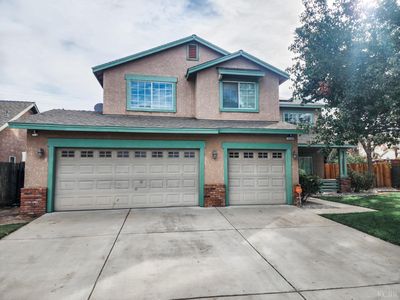 3209 N Plum Ln, Hanford, CA, 93230