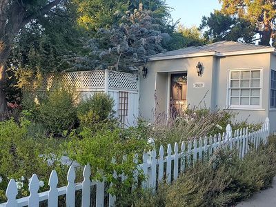 5620 Matilija Ave, Van Nuys, CA, 91401