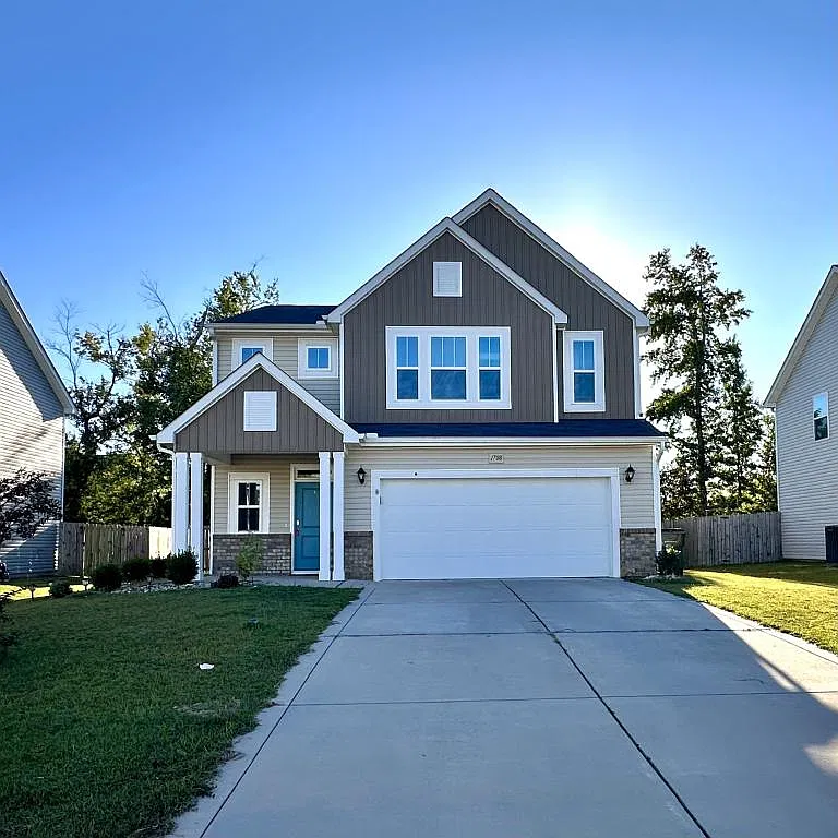 1708 Stackhouse Dr — Photo 1