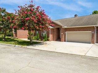 57 Riverview Dr #57, Oak Ridge, TN 37830