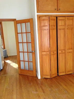 Rented by Kings Court Real Estate | media 21