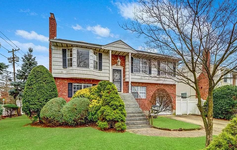 1918 Old Mill Rd, Merrick, NY 11566 Zillow