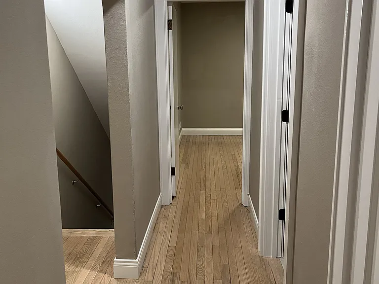 801 N Henderson Ave — Photo 10