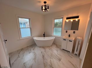 17 Beechwood Pl, Hillside, NJ 07205
