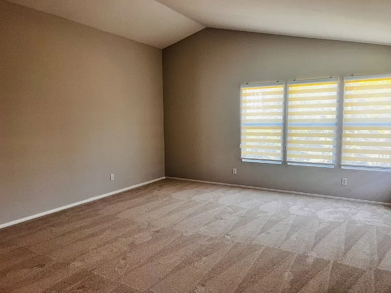 4984 Riding Ridge Rd — Photo 37