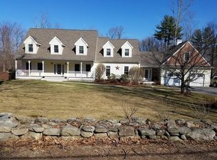 37 Orchard St, Upton, MA 01568
