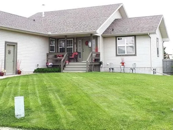 4235 55th Ave, Tofield, AB T0B 4J0