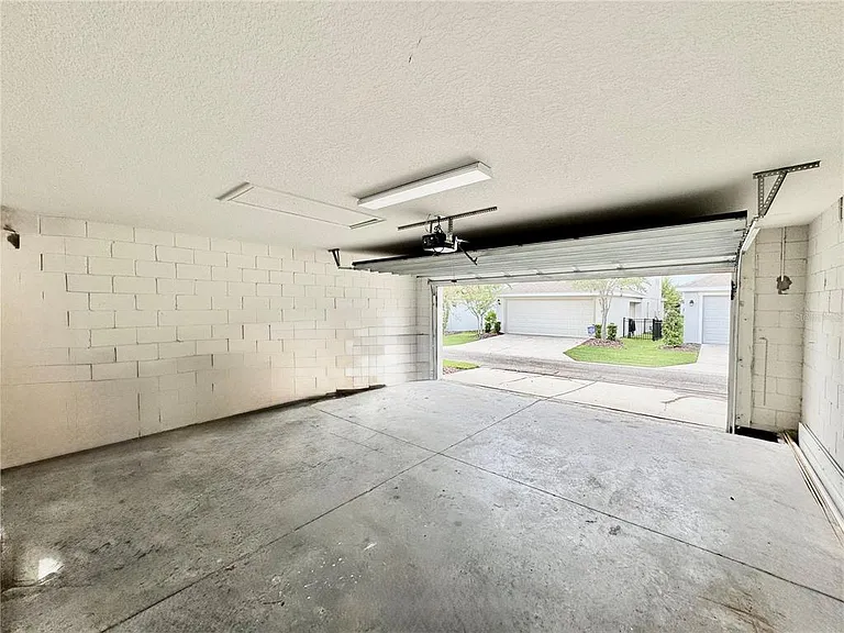 7208 Milestone Dr — Photo 22