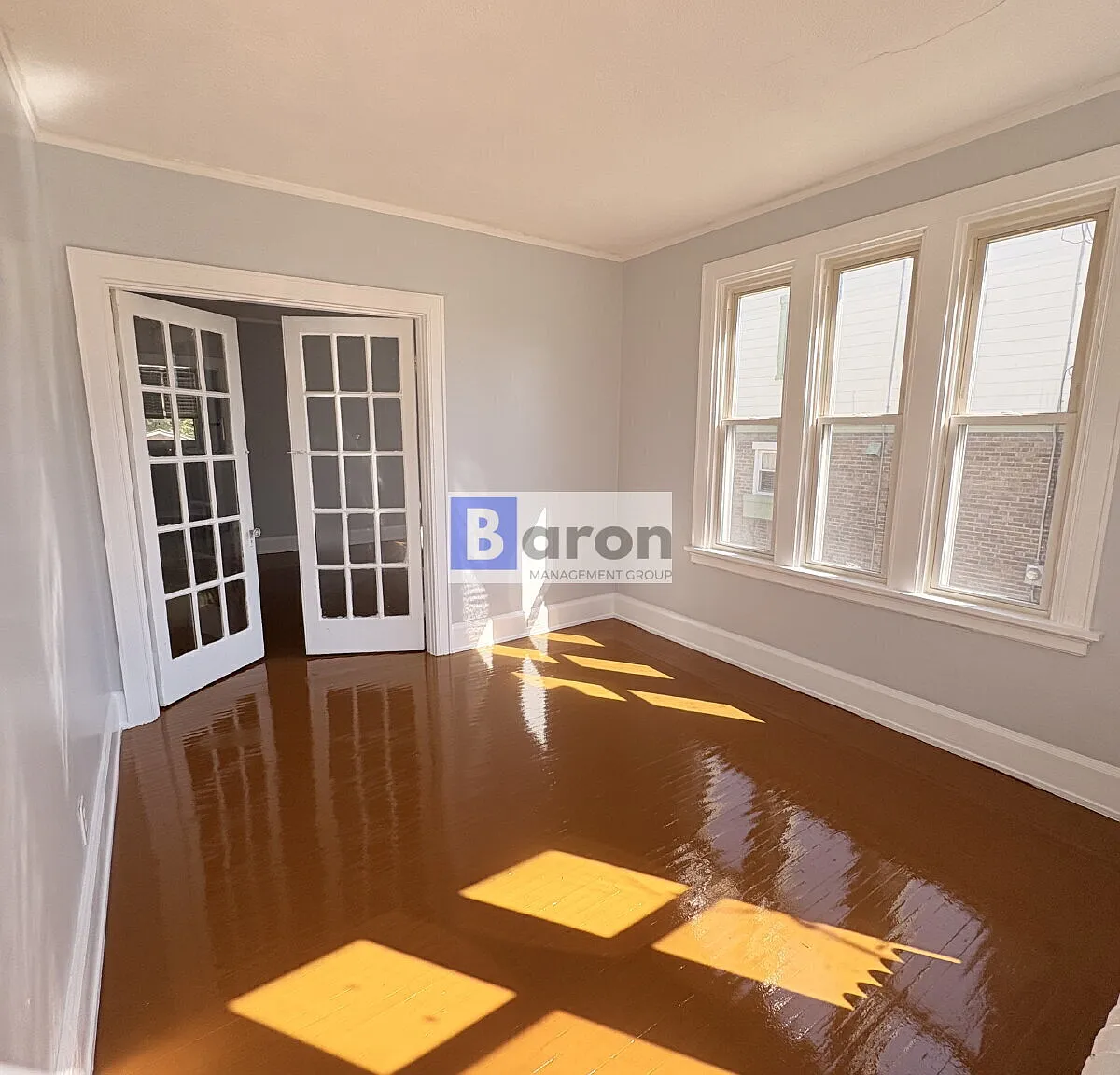 3-Bed with Hardwood Floors 4216 W 8th St, Cincinnati!" — Photo 3