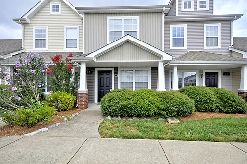 70 John Sevier Ave Photo 1
