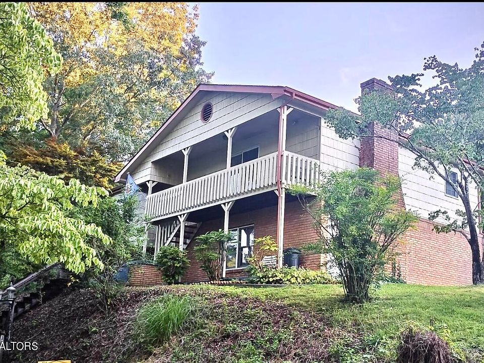 1st image of 127 Cawood Ln