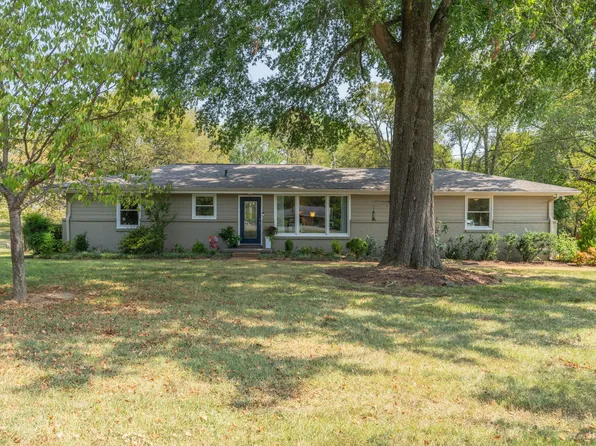 120 Riviera Dr, Hendersonville, TN 37075