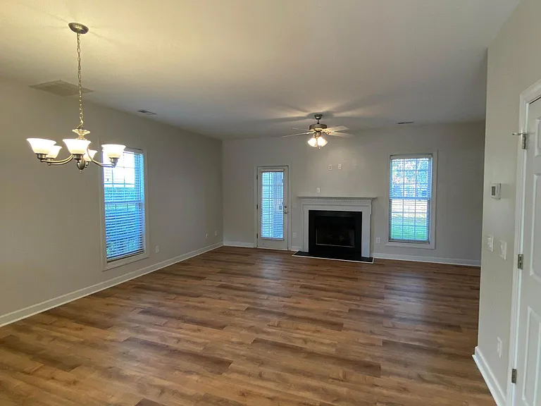 9110 Grassington Way — Photo 10