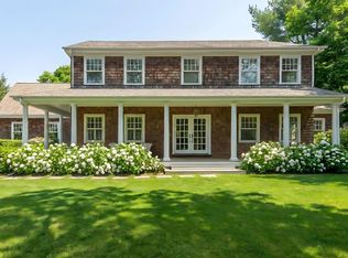 16 E Gate Rd, Wainscott, NY 11975