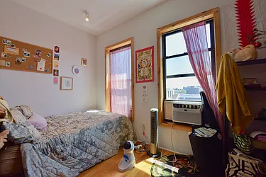Rented by Nolita Group