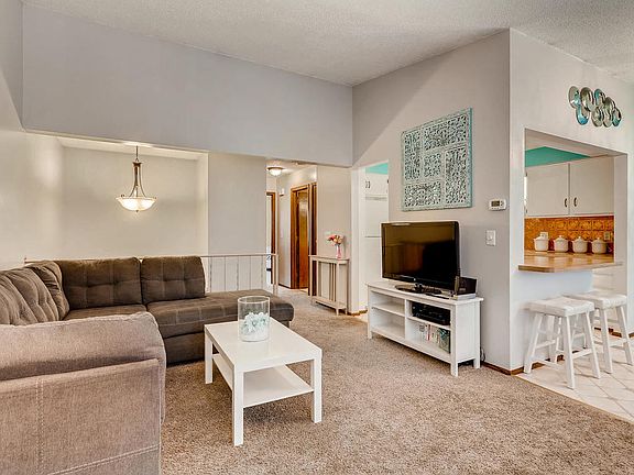 5th image of 8250 Cypress Ln