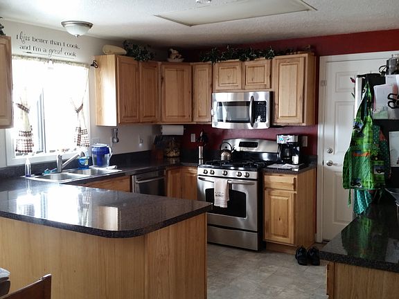 very updated kitchen