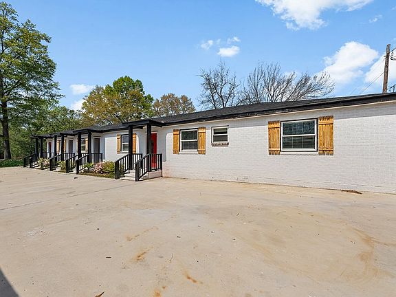 5th image of 831 Rigdon Rd