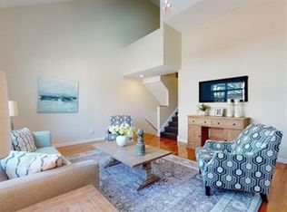 137 Glenville Ave #2, Allston, MA 02134