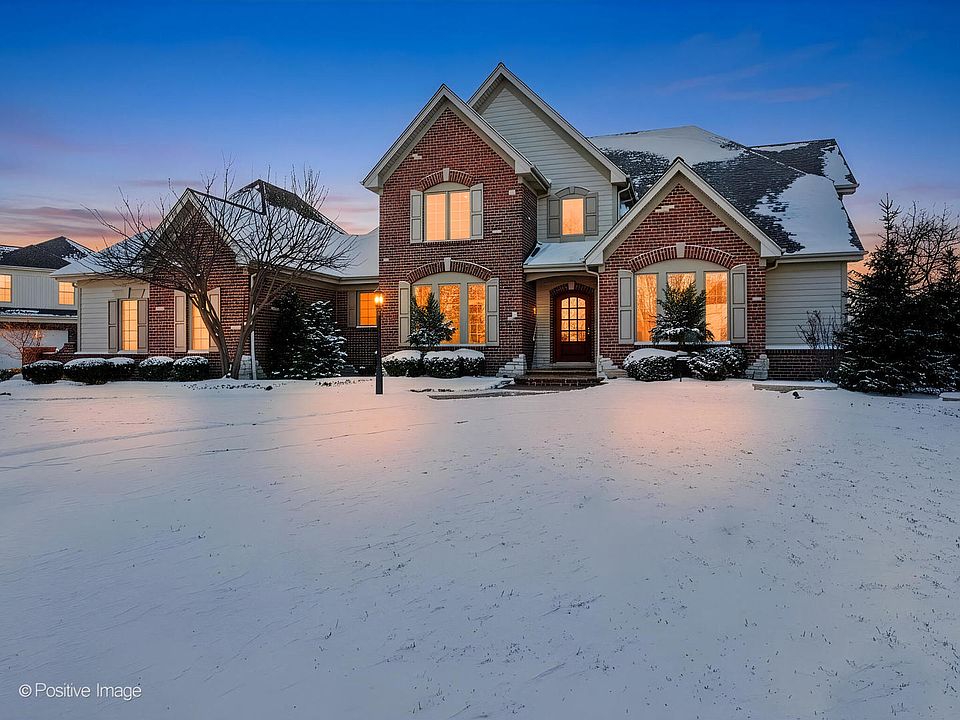 2nd image of 3723 Grand View Ct