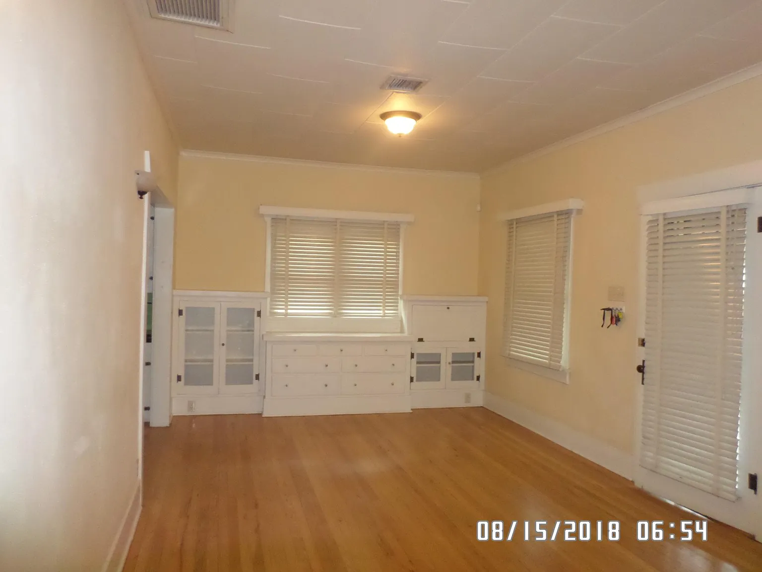 2 bed, 900 sqft, $1,495 — Photo 2