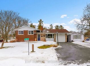 114 Kedey St, Ottawa, ON K0A 1X0