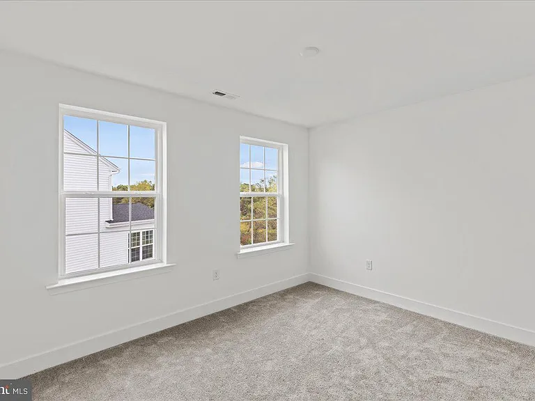 21 William Boyer Dr — Photo 22