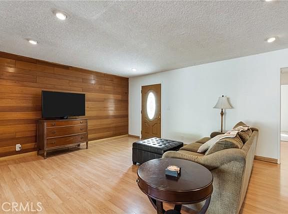 4th image of 14353 Mulberry Dr