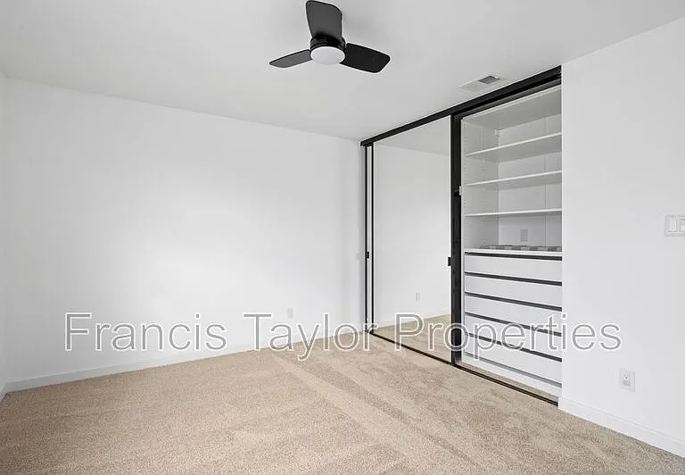 1080 Circle Dr — Photo 19