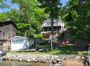 W5507 Oak Park Rd, Elkhorn, WI 53121