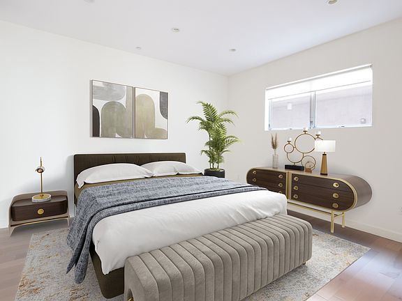 3rd image of 5700 Melrose Ave APT 201