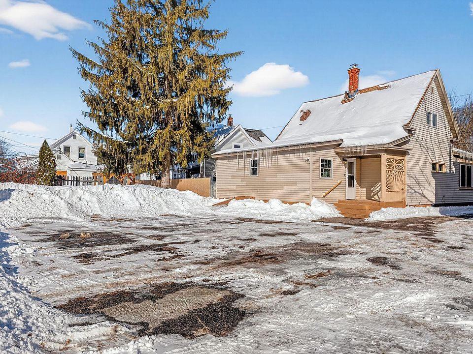 1st image of 87 Pioneer Avenue