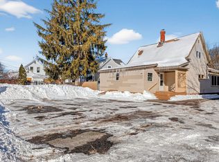 87 Pioneer Avenue, Sanford, ME 04073