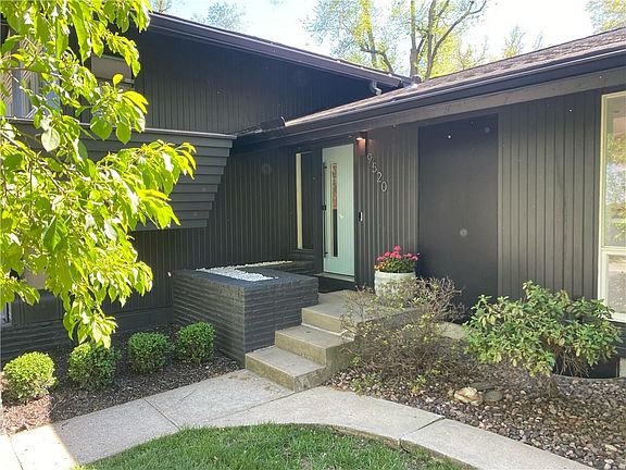 2nd image of 9520 Madison Ave