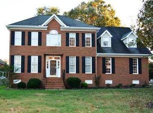 406 Waterfront Dr, Colonial Heights, VA 23834